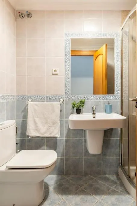 Amplio Piso Para Disfrutar Del Centro De Malaga Con Parking Gratuito Apartment