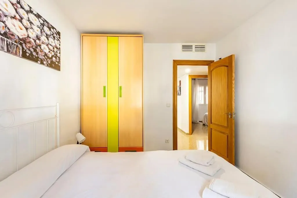 Amplio Piso Para Disfrutar Del Centro De Malaga Con Parking Gratuito Spain