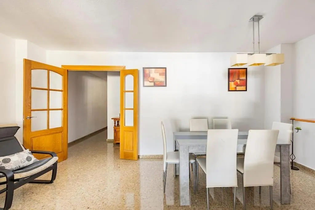 Apartment Amplio Piso Para Disfrutar Del Centro De Malaga Con Parking Gratuito Spain